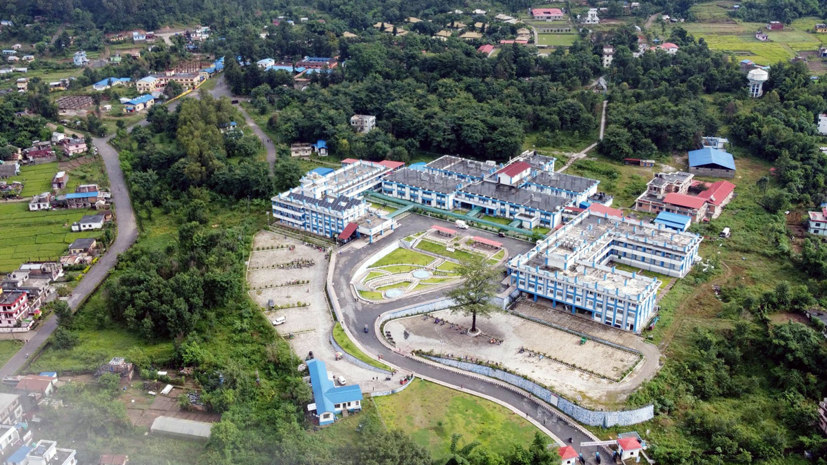 वीरेन्द्रनगरस्थित कालागाउँ र कर्णाली प्रदेश अस्पताल